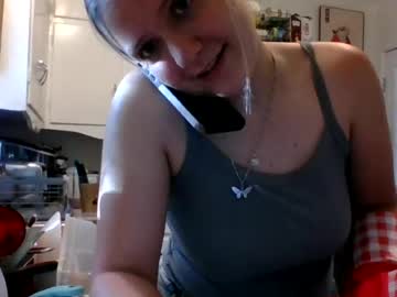 bigtittybella21