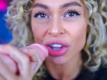 curlynatasha