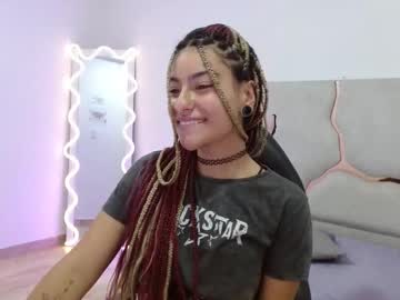 dakota tay1