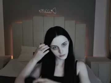 kris ova