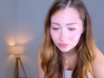 monicacringe