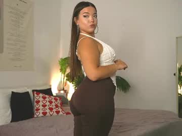 naomi  nova