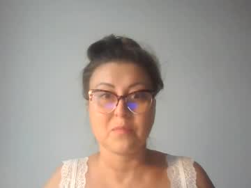 nika gucci